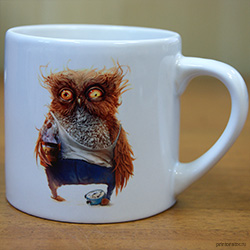 Кофейная чашка с принтом совы